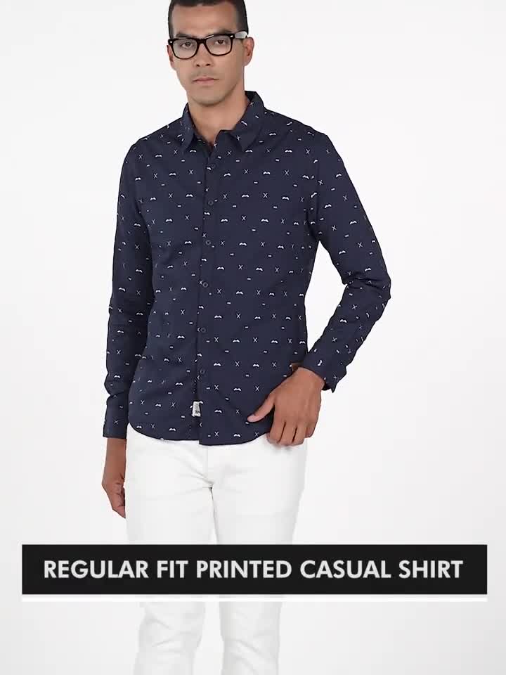 roadster men blue regular fit printed casual shirt